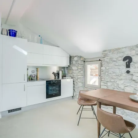 Le Loft De Rovoree Apartment