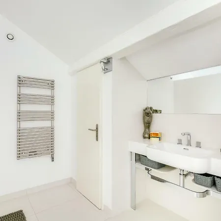 Le Loft De Rovoree Apartment *